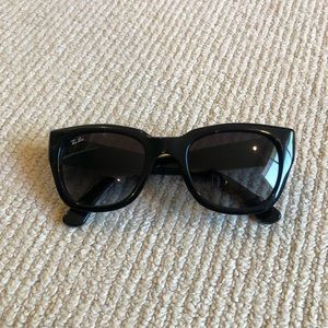 Ray-Ban Cat eye sunglasses